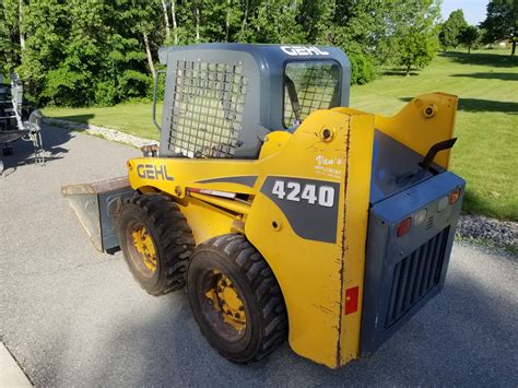 gehl 4240 skid steer for sale|used gehl rt105 for sale.